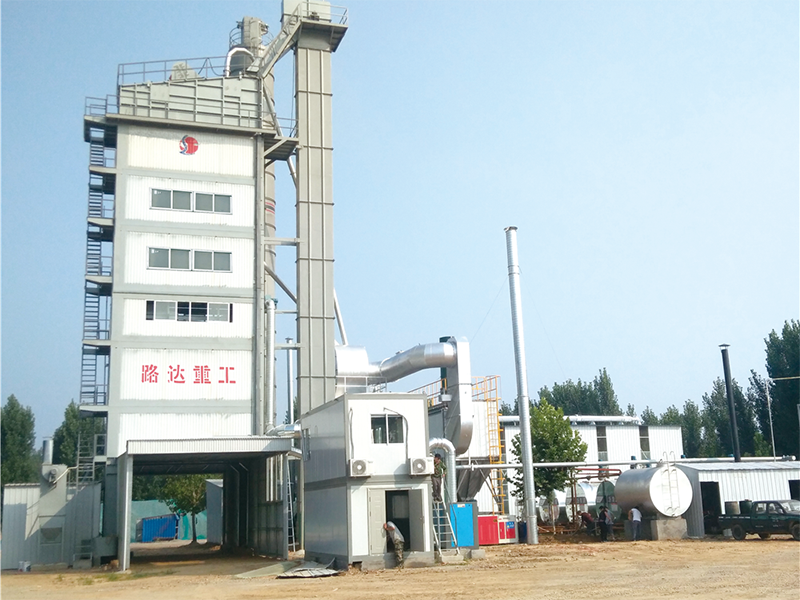 二、2018年10月濟寧工地hqb3500型瀝青攪拌站