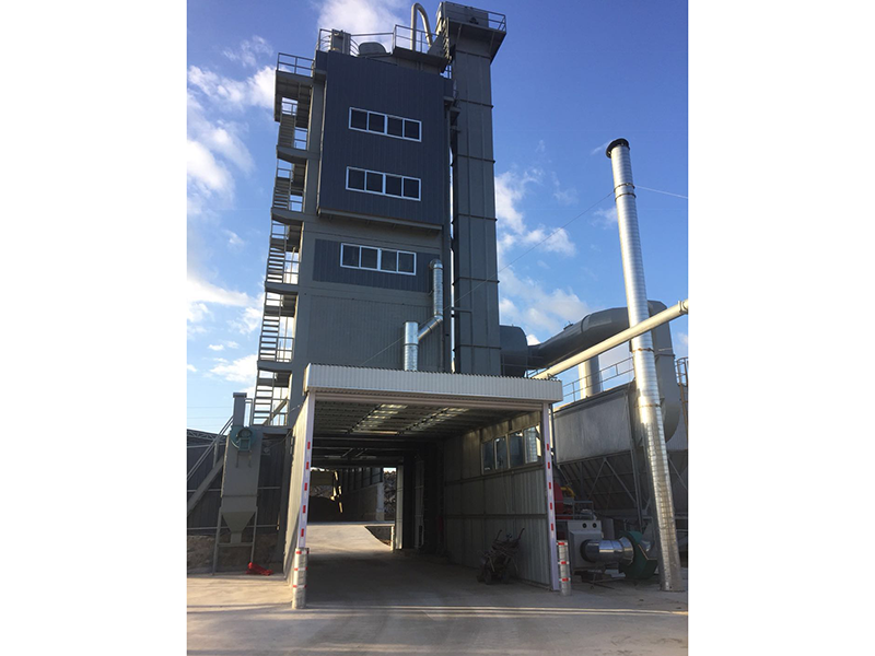 工程案例一、2018年10月煙臺工地hqb3500型瀝青攪拌站
